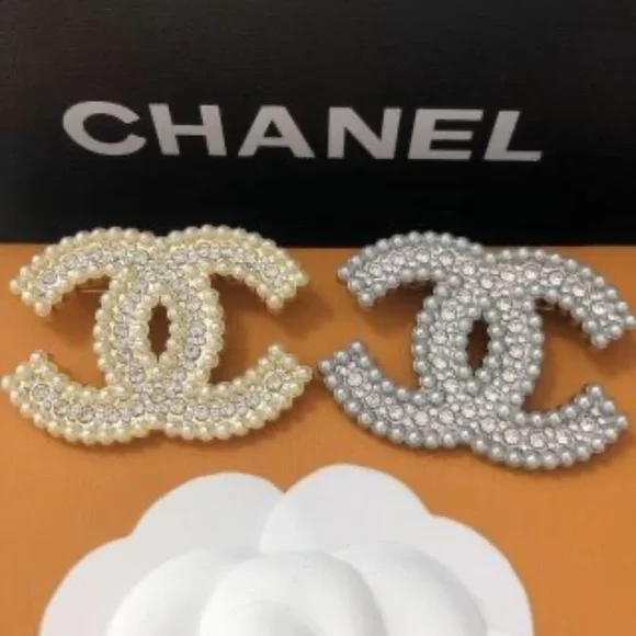 BROOCHES - Picture 5 of 16